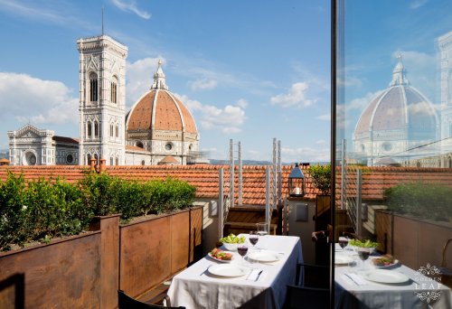 Openspace with Sauna and Private Roof Terrace overlooking the Duomo
